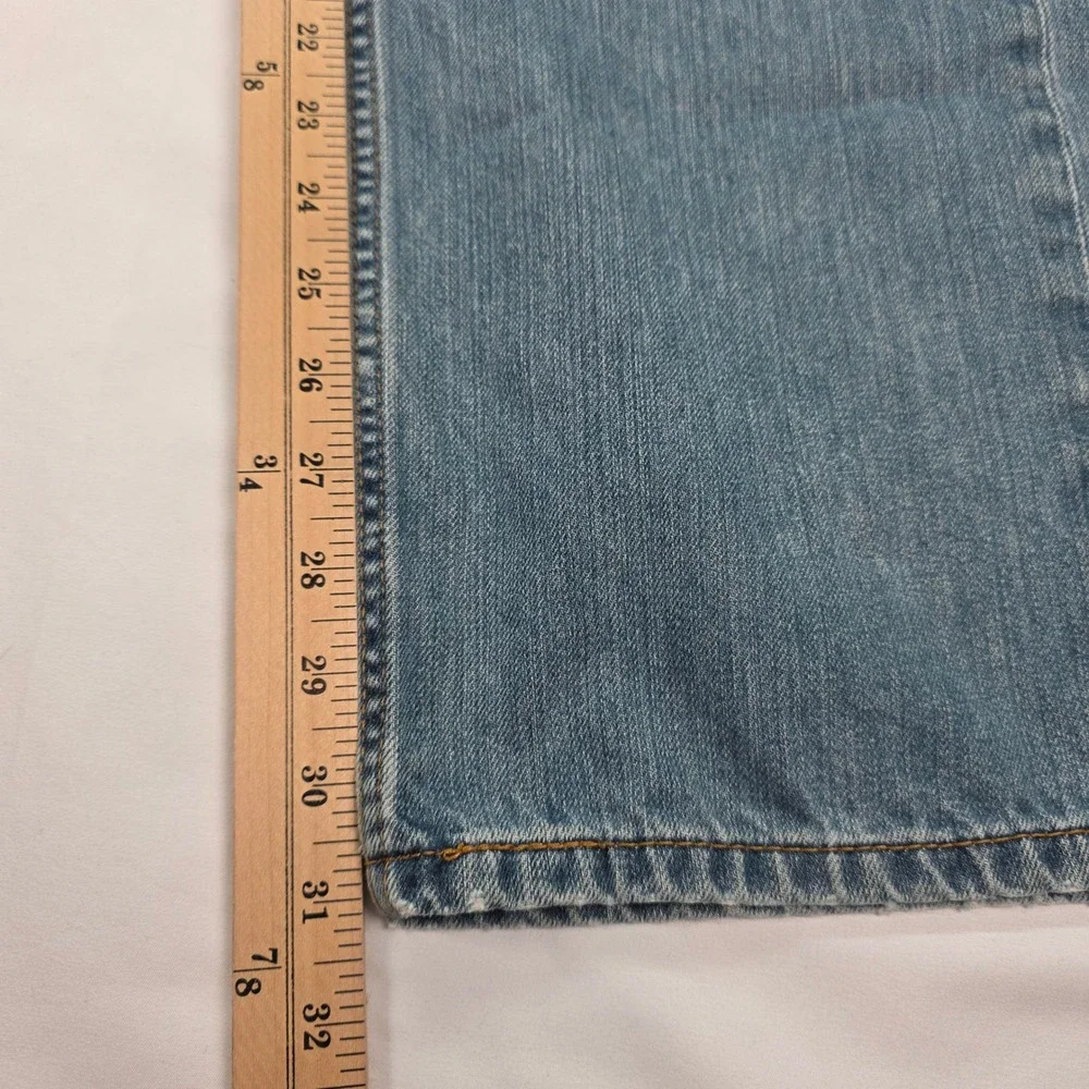Levis 559 Relaxed Straight Jeans Mens 36x31 Light Wash Blue Denim 00559-0733